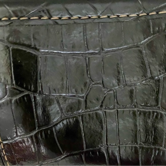 NINE WEST Faux Crocodile Patent Leather Shoulder Bag w/Matching Wristlet, Black - Picture 16 of 16